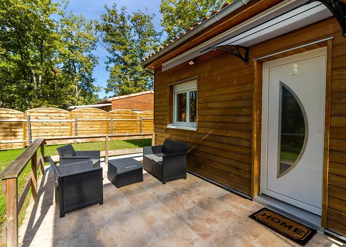 3 De L'oree Du Bois * Thenon